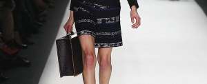 Сумка-чемодан в винтажном стиле - модный тренд осеннего сезона