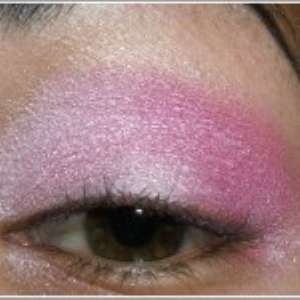 Фото-урок макияжа: насыщенный розовый
