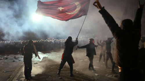 Обращение Эрдогана к оппозиции и сотни задержанных: что происходит в Турции