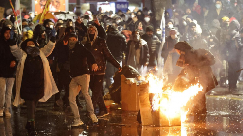 В Турции ширятся протесты против задержания мэра Стамбула, десятки людей арестованы. Эрдоган говорит об "уличном терроризме"