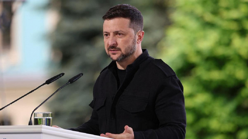 Перемирие не началось, но Зеленский ждет Путина в Стамбуле. Состоятся ли эти переговоры и принесут ли они мир