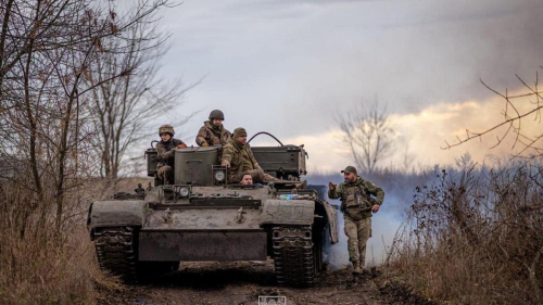 США возобновили военную помощь Украине, заявили в офисе Зеленского