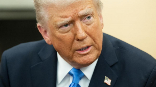 Трамп заявил, что посетит похороны Папы Римского Франциска